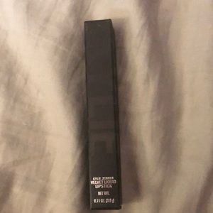 Kylie cosmetics liquid lipstick in Shook